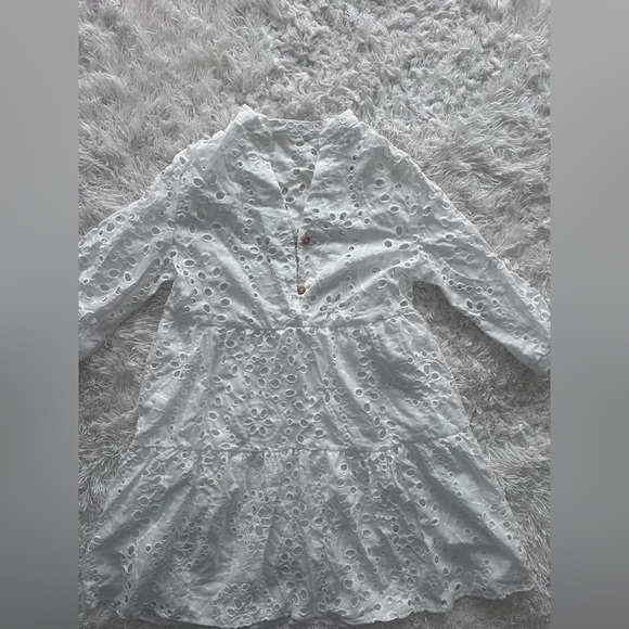 White Eyelet Dress EUC Shein - Picture 8 of 8